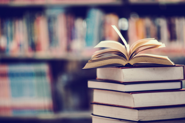 libro-biblioteca-libro-texto-abierto_1150-5920