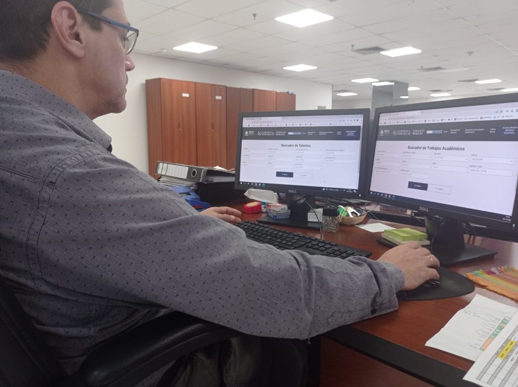 2023-10-25 web repositorio y talentos humanos